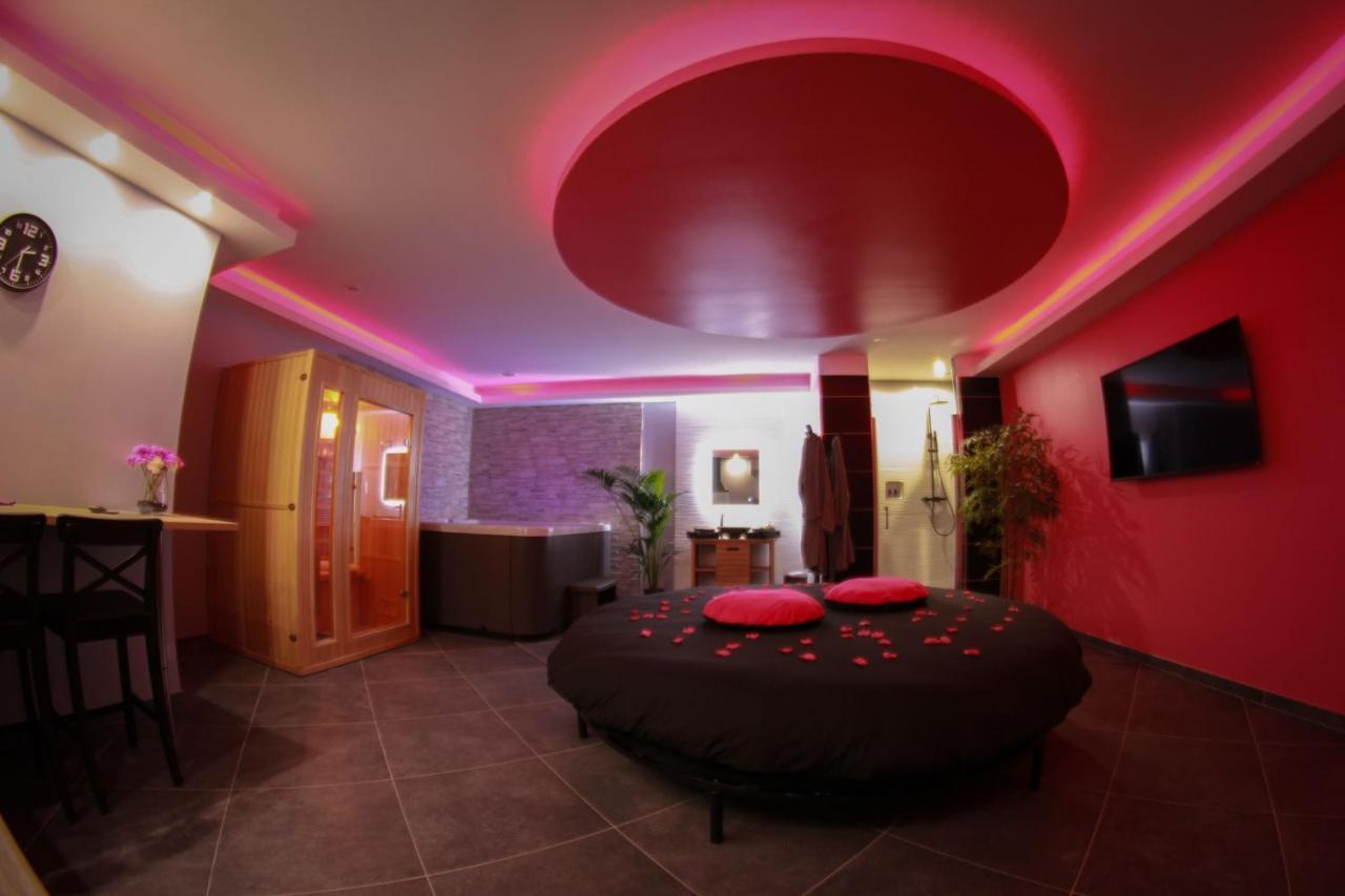 Nuit Vip Spa Sauna Privatif Le Rove Exterior photo
